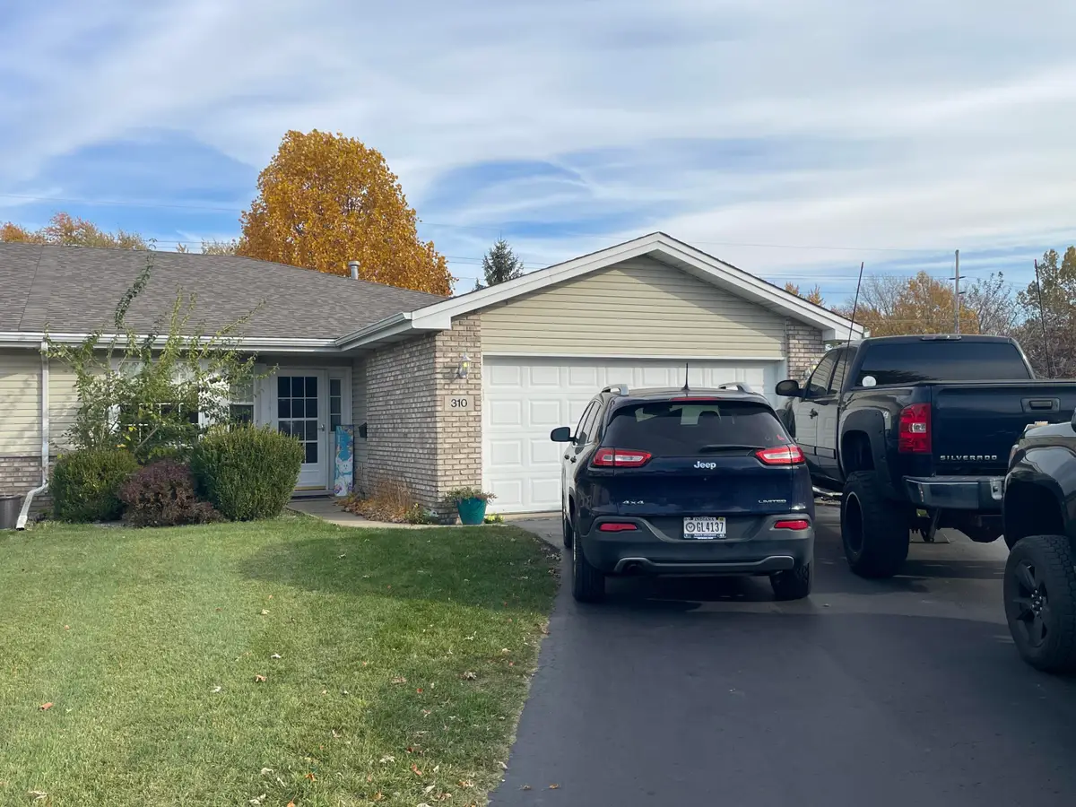 310 Pine Ridge Circle, Lowell, IN 46356 - Image #1