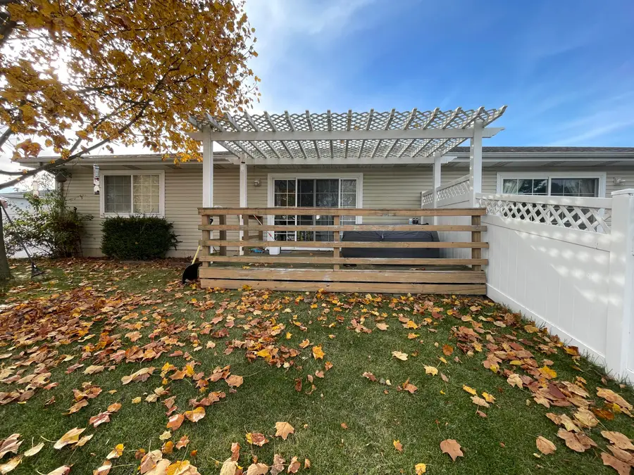 310 Pine Ridge Circle, Lowell, IN 46356 - Image #3