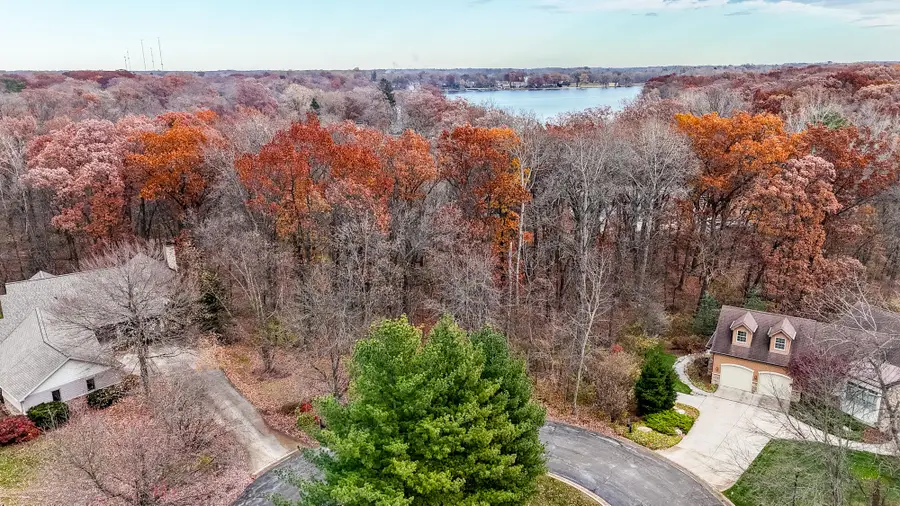 5101 Garden Gateway Road, Valparaiso, IN 46383 - Image #2