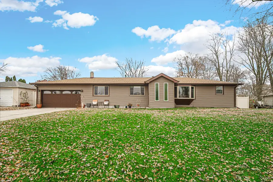 709 Beverly Drive, Hebron, IN 46341 - Image #3