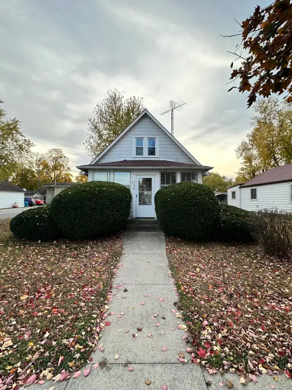 722 S Market Street, Winamac, IN 46996