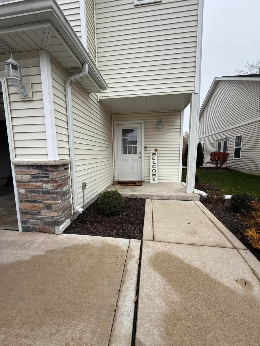 103 Summertree Drive, Chesterton, IN 46304 - Image #2