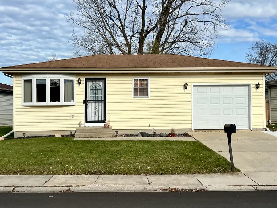 6077 Fillmore Place, Merrillville, IN 46410 - Image #3