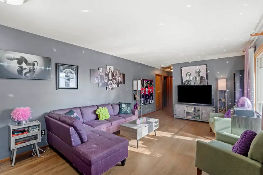 411 Softwood Drive, Hobart, IN 46342 - Image #3