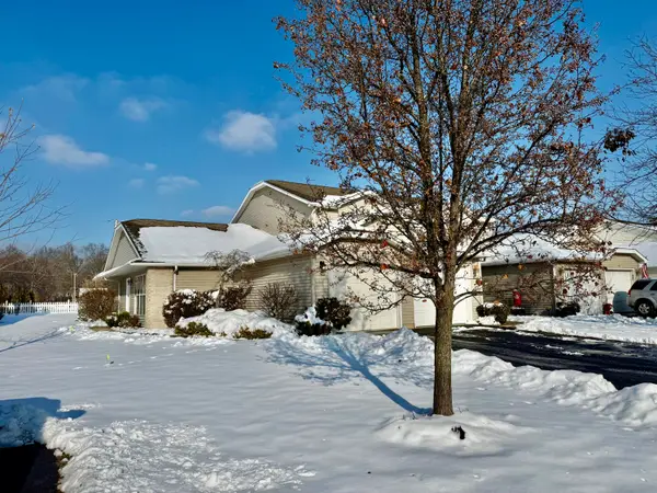 1978 Laura Lane, Chesterton, IN 46304