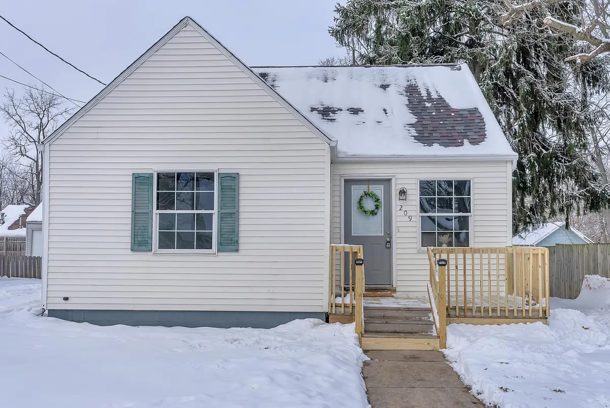 209 W Bates Street, Hebron, IN 46341 - Image #1