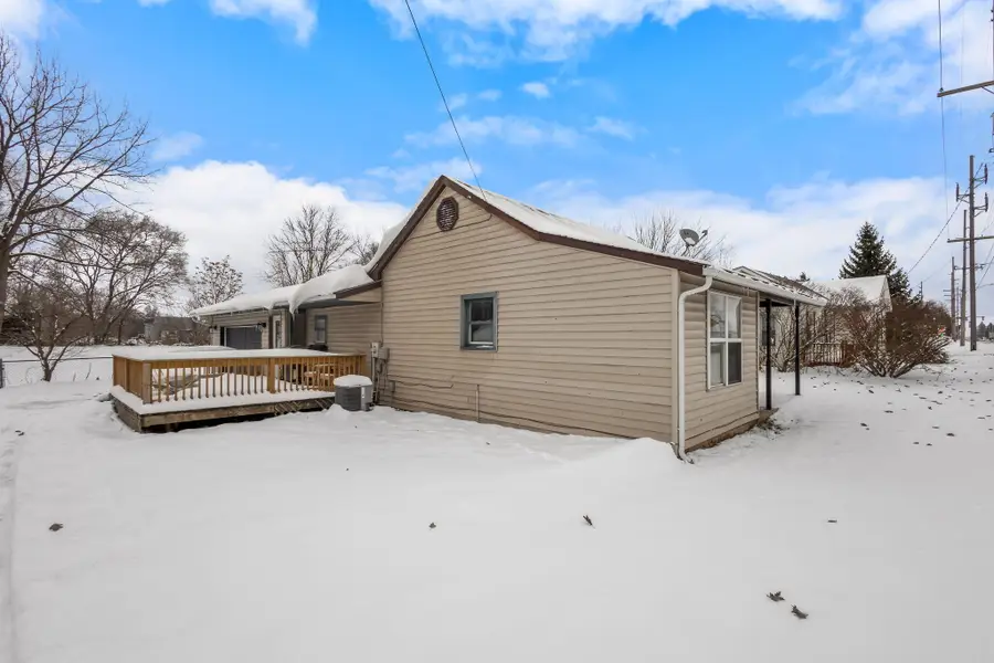 206 W Indiana Street, Kouts, IN 46347 - Image #2
