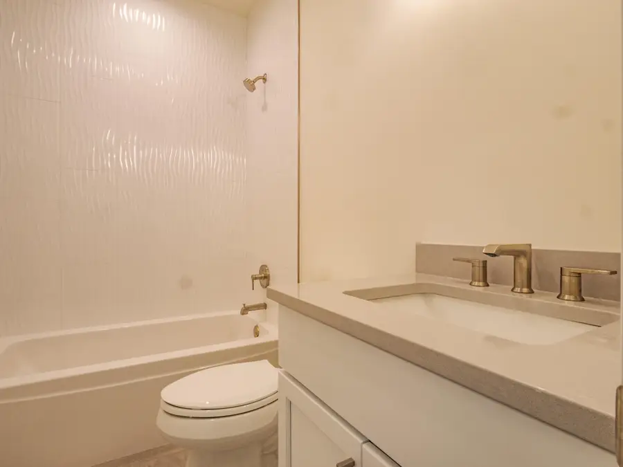 7522 E 116th Avenue, Crown Point, IN 46307 - Image #3