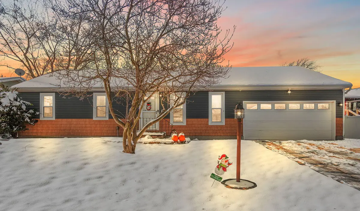 1407 Peachtree Drive, Valparaiso, IN 46383 - Image #1