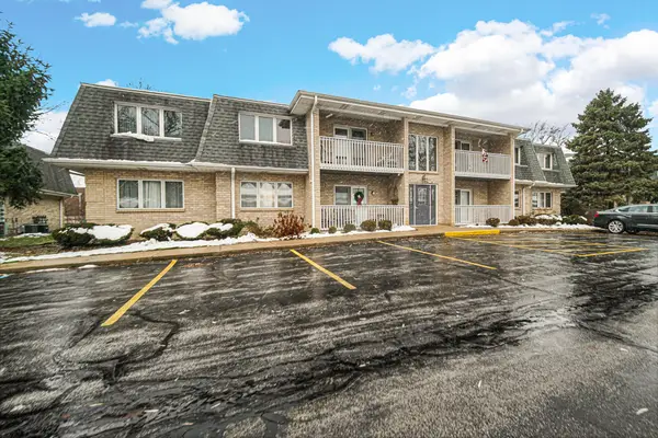 9320 Spring Creek Drive #3, Highland, IN 46322