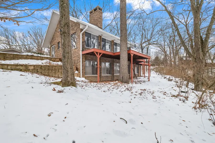 203 Oakridge Court, Valparaiso, IN 46385 - Image #3