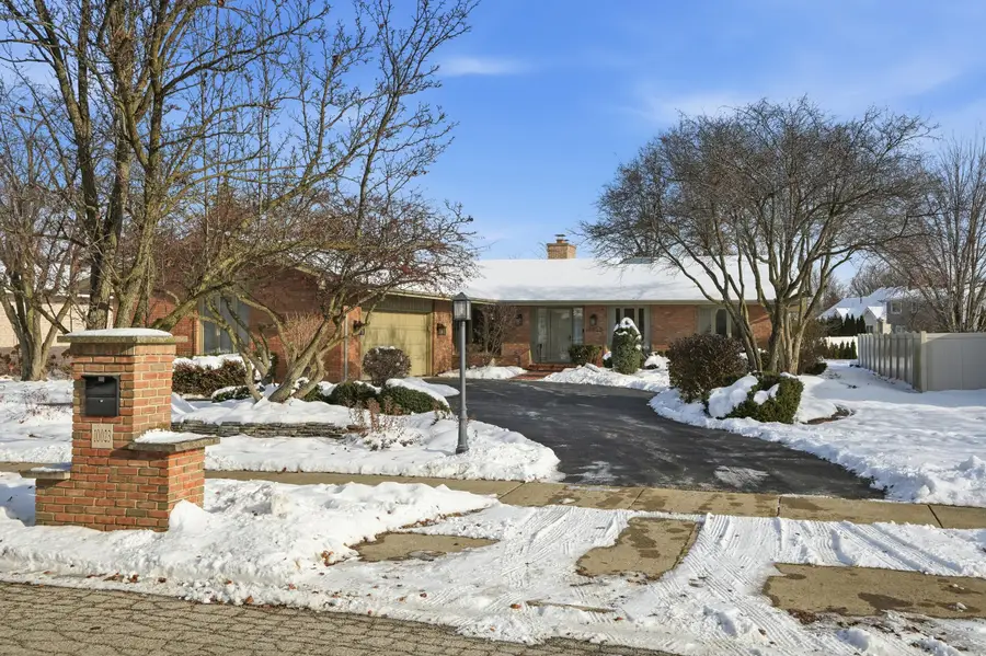 10023 Redbud Road, Munster, IN 46321 - Image #2