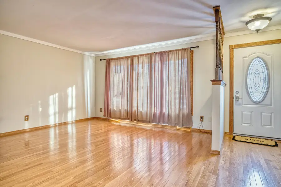 748 Wellington Drive, Dyer, IN 46311 - Image #2