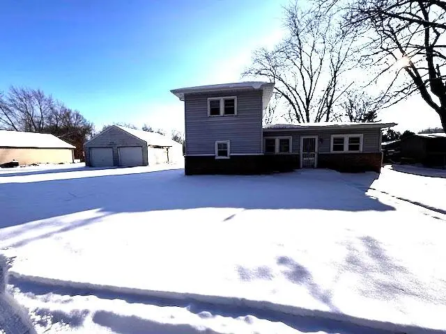 304 E Jackson Road, Chesterton, IN 46304 - Image #1