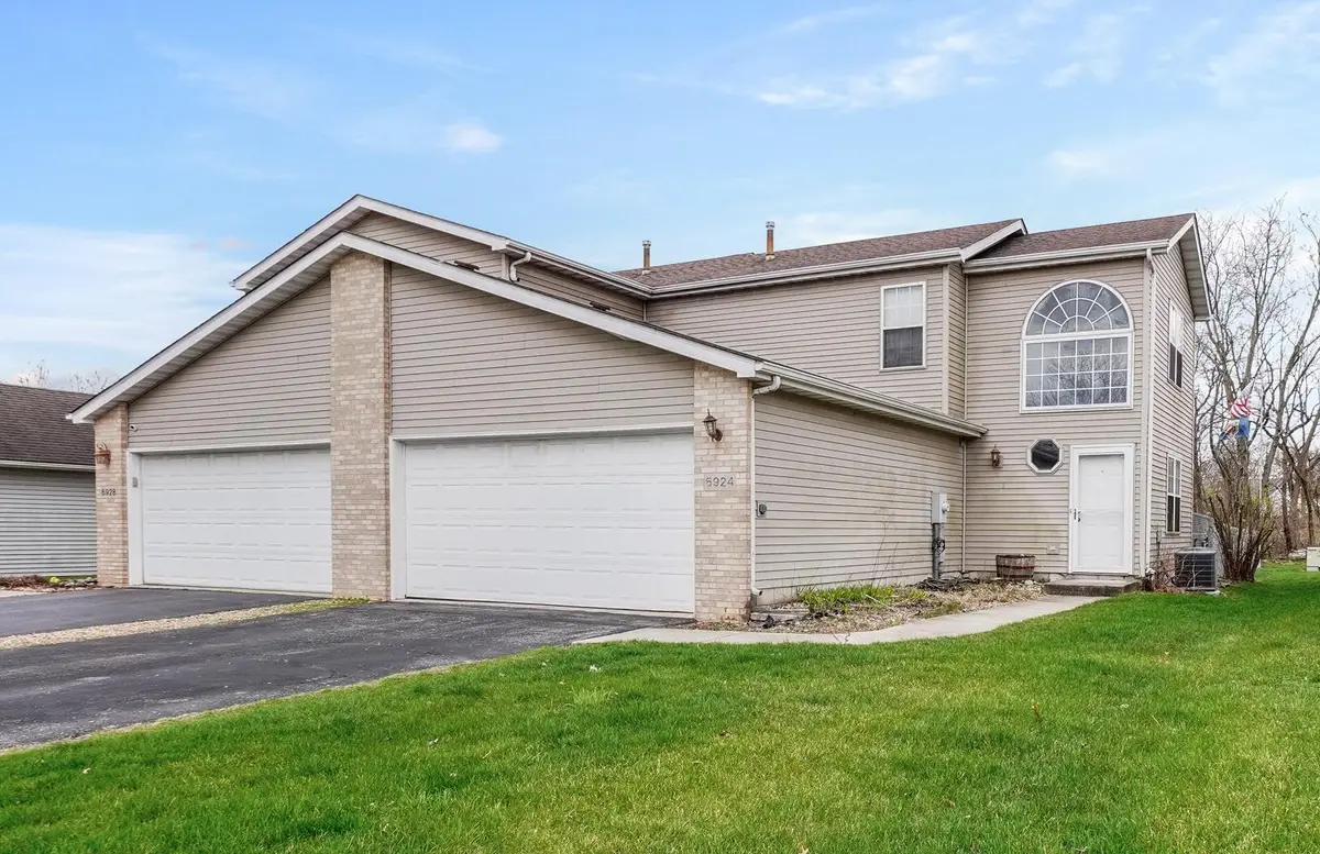 6924 Swan Lane, Schererville, IN 46375 - Image #1