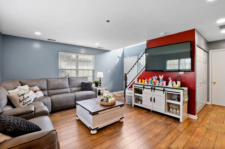 6924 Swan Lane, Schererville, IN 46375 - Image #2