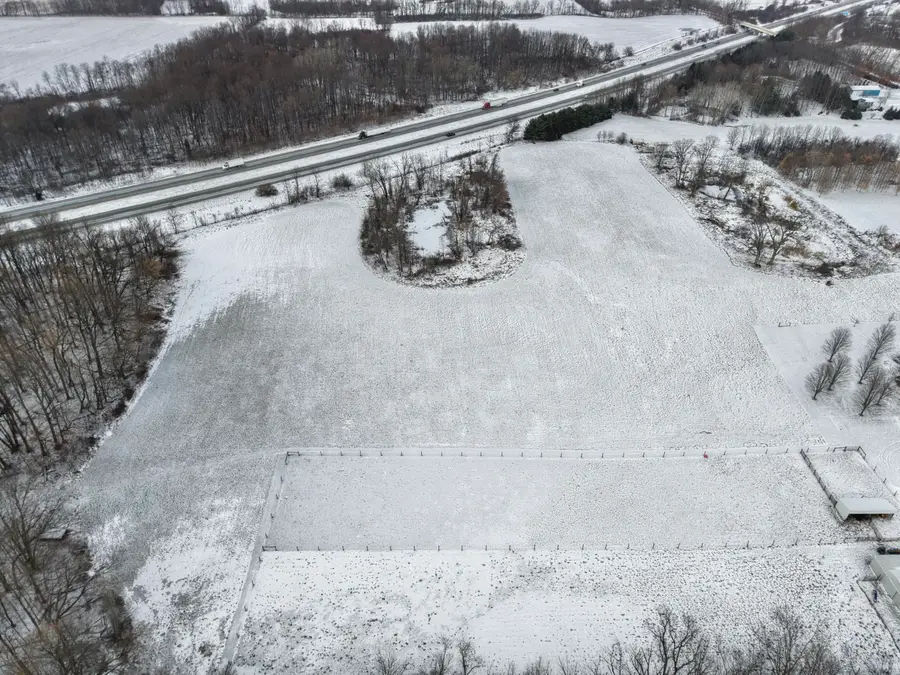 5596 N 300 E, La Porte, IN 46350 - Image #3