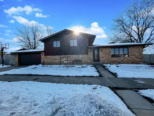 940 Old Beach Road, Dyer, IN 46311