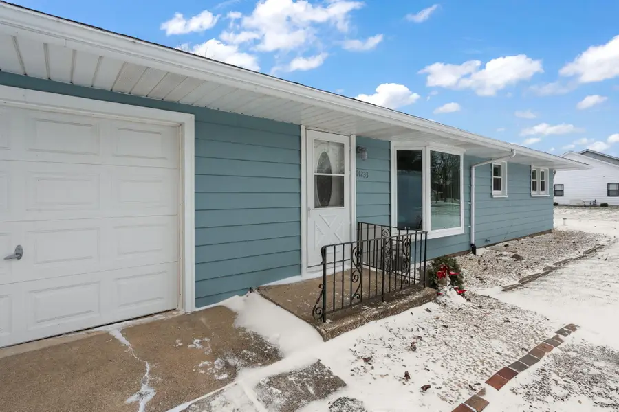 14233 S 1050 W, Wanatah, IN 46390 - Image #2