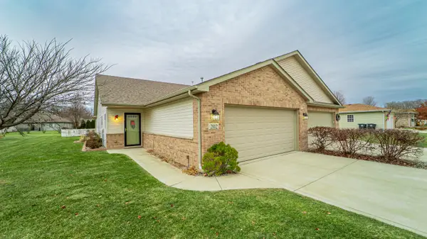 202 Polly Lane, Hobart, IN 46342