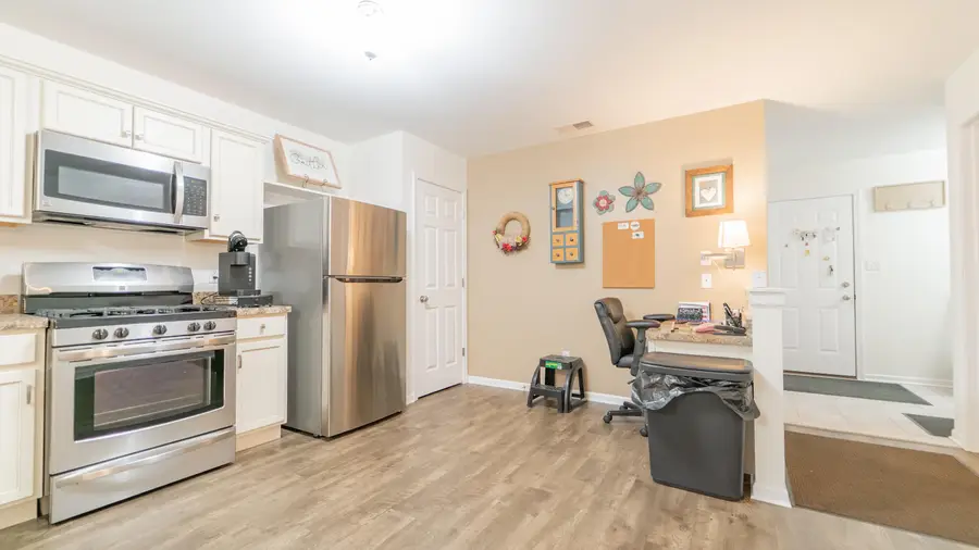 202 Polly Lane, Hobart, IN 46342 - Image #3