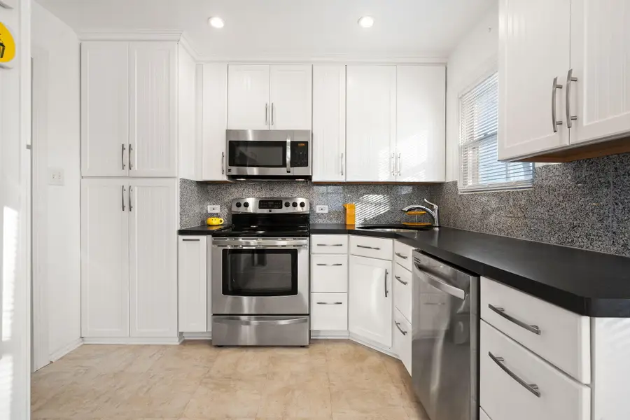 7345 Woodmar Avenue, Hammond, IN 46323 - Image #3