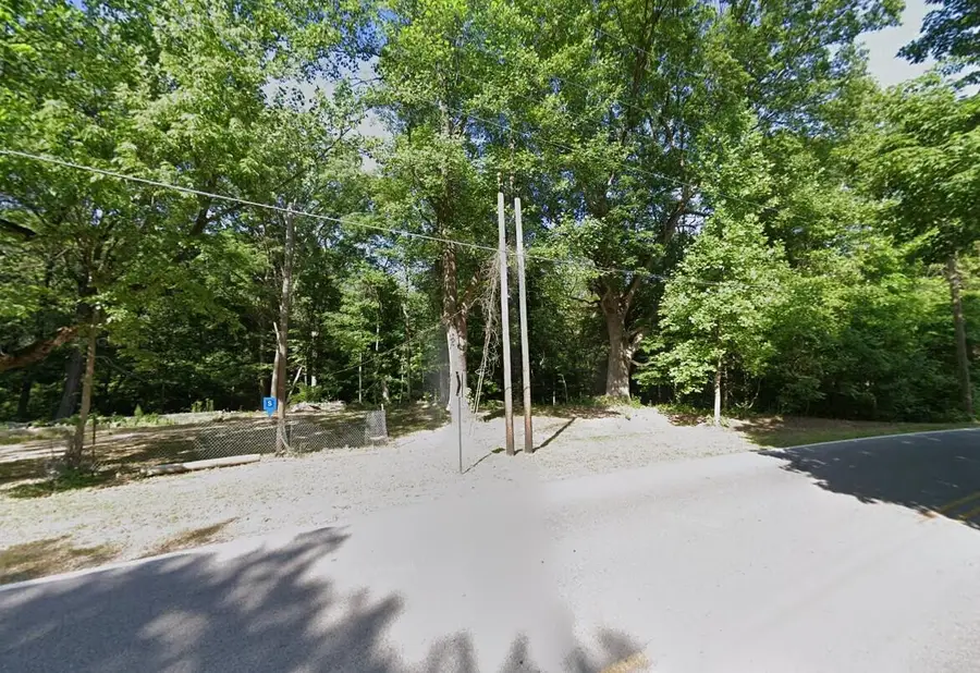 3625 Old Paris Road, West Terre Haute, IN 47885 - Image #2