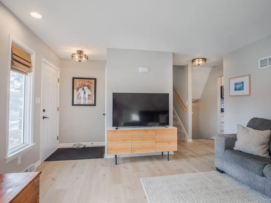 840 Appletree Drive, Schererville, IN 46375 - Image #2