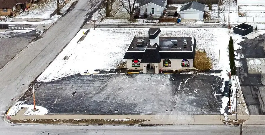 8327 Kennedy Avenue, Highland, IN 46322 - Image #2