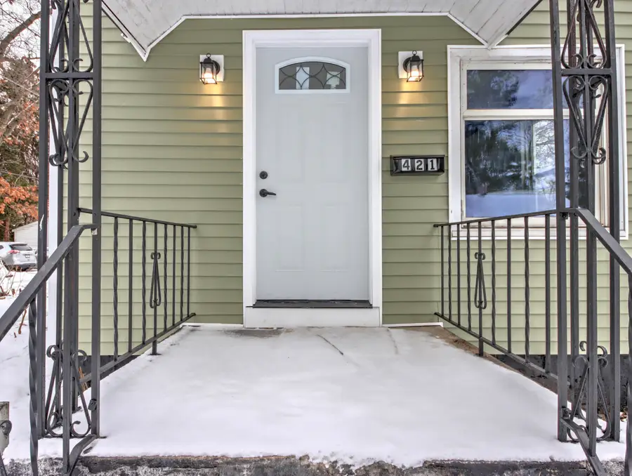 421 Kenwood Street, La Porte, IN 46350 - Image #3