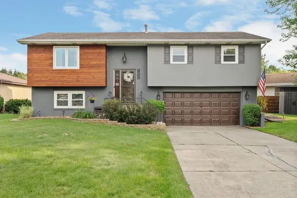 1235 Woodhollow Court, Schererville, IN 46375