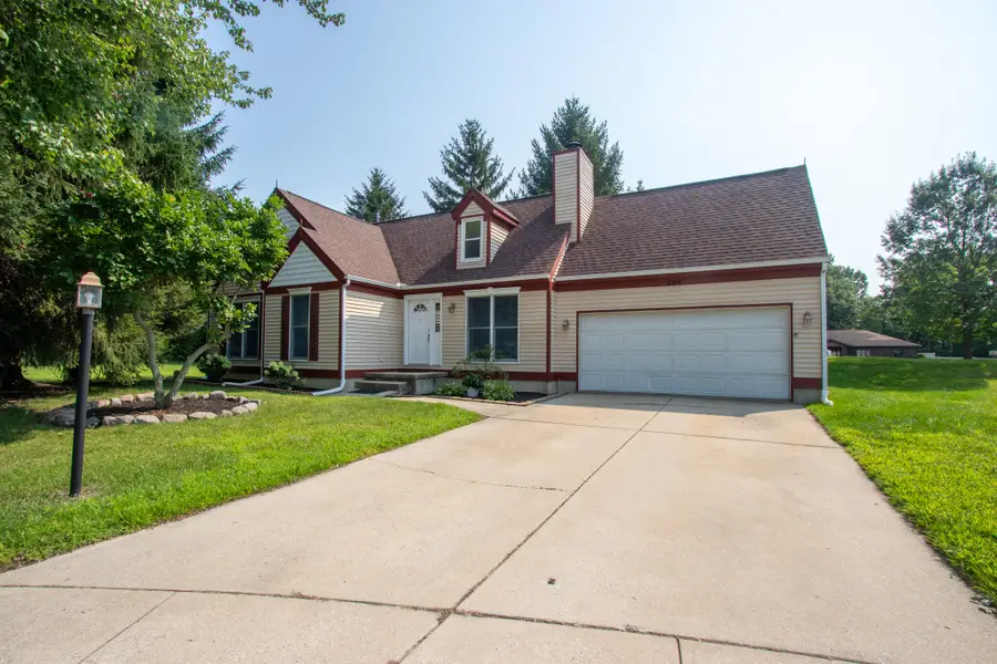 399 Conestoga Drive, Chesterton, IN 46304 - Image #2