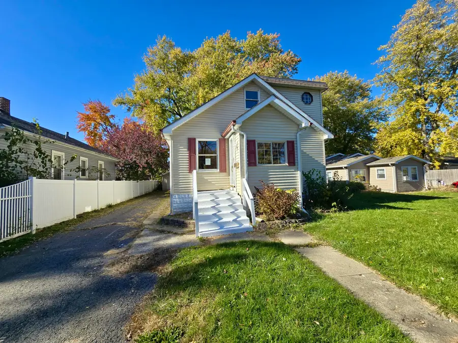 218 N Ash Street, Hobart, IN 46342 - Image #2