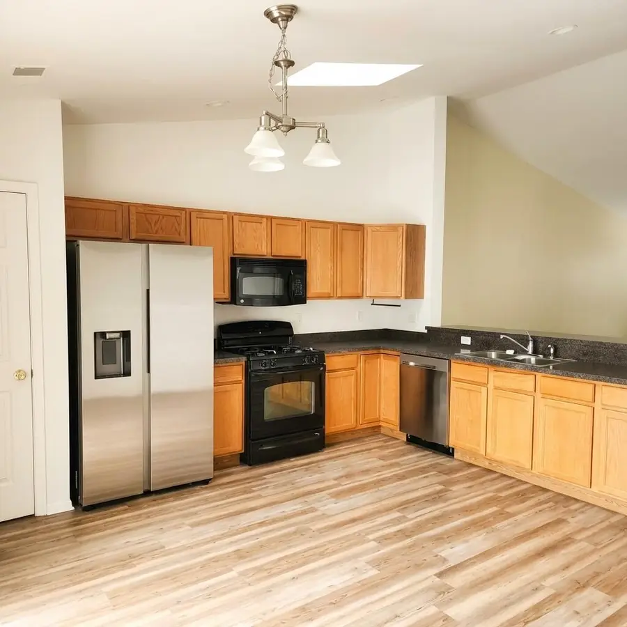 691 W 77th Avenue, Merrillville, IN 46410 - Image #3