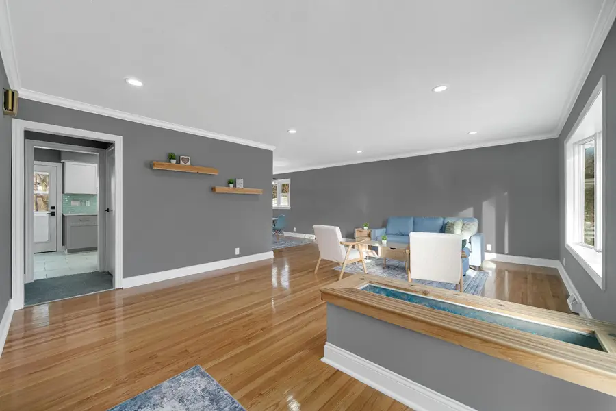 8228 Greenwood Avenue, Munster, IN 46321 - #2