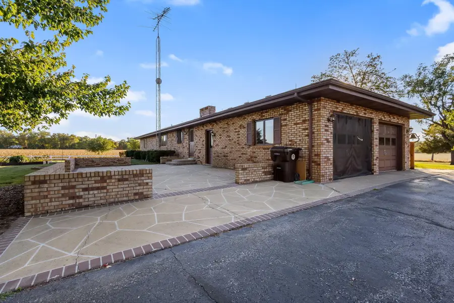 11421 N 1200 W, Demotte, IN 46310 - Image #3