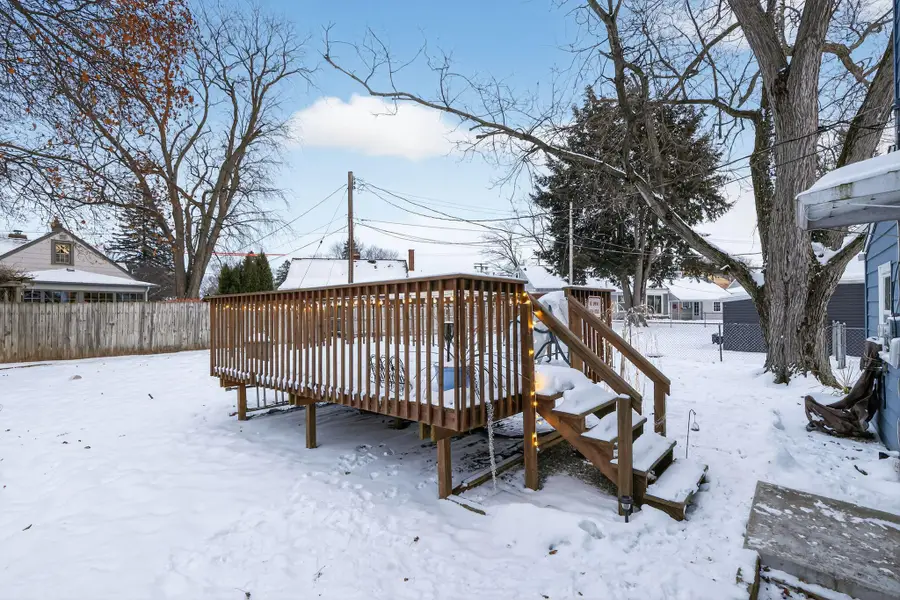 1027 Fox Street, La Porte, IN 46350 - Image #2