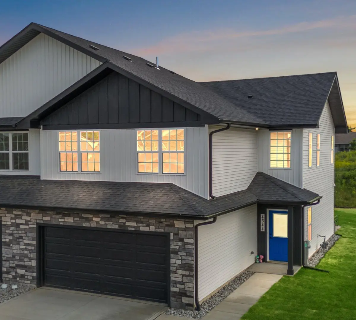 4427 W 77th Avenue, Merrillville, IN 46410 - Image #1