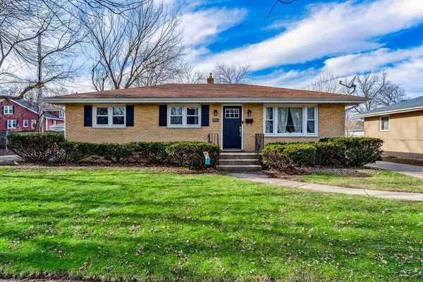 8450 Kraay Avenue, Munster, IN 46321