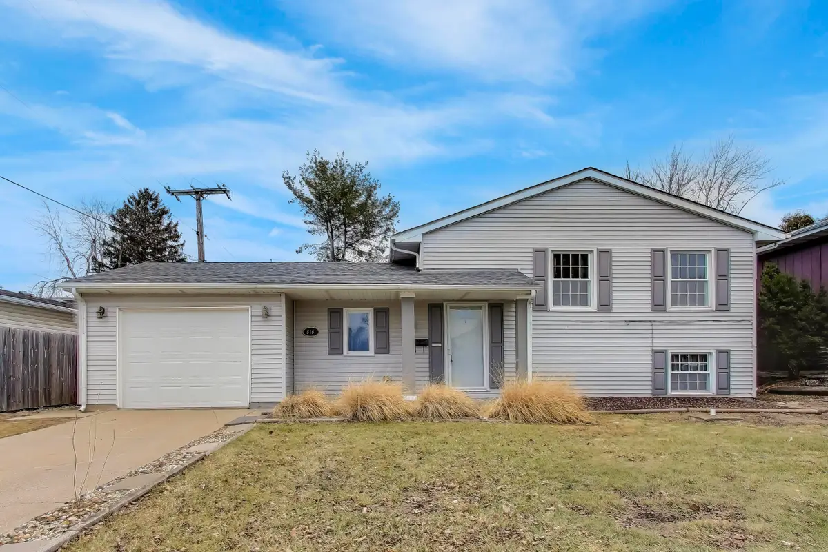 816 E 39th Lane, Griffith, IN 46319 - Image #1