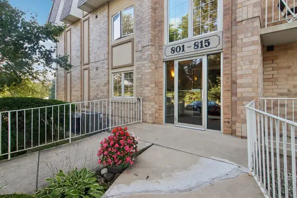 810 Swan Drive #2a, Dyer, IN 46311