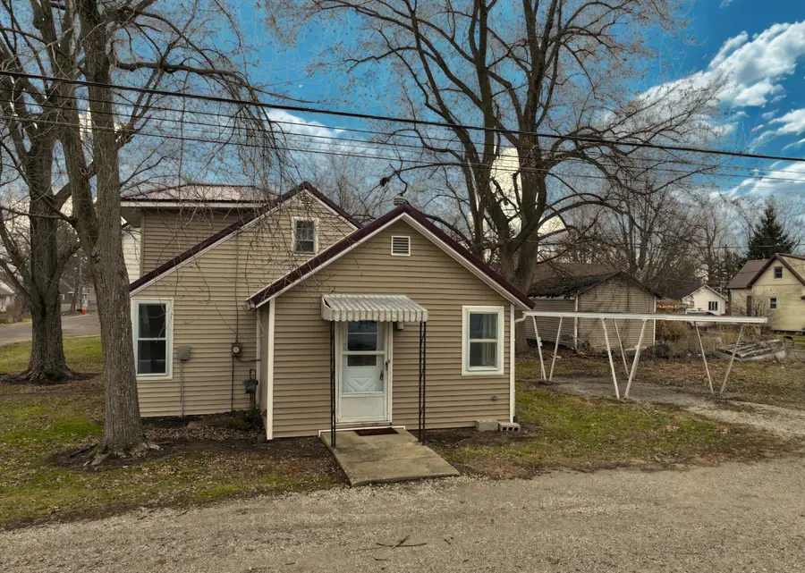 411 W Jefferson Street, Winamac, IN 46996 - #2