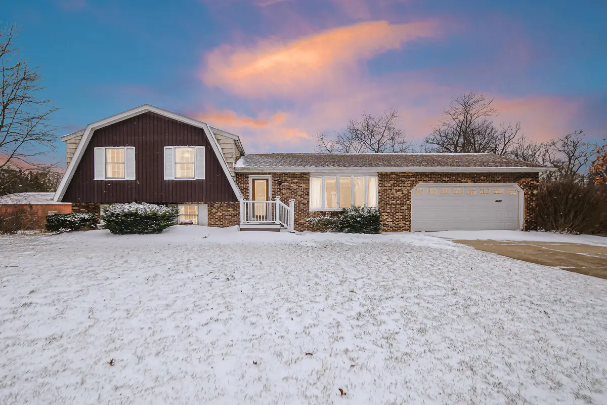 3615 N 700 E, Grovertown, IN 46531 - Image #1