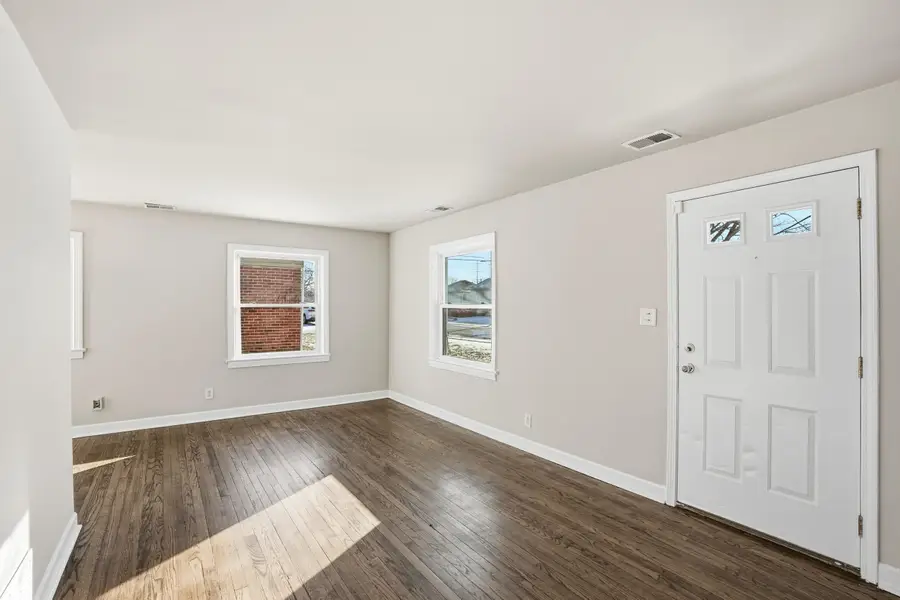 2731 Strong Street, Highland, IN 46322 - Image #3