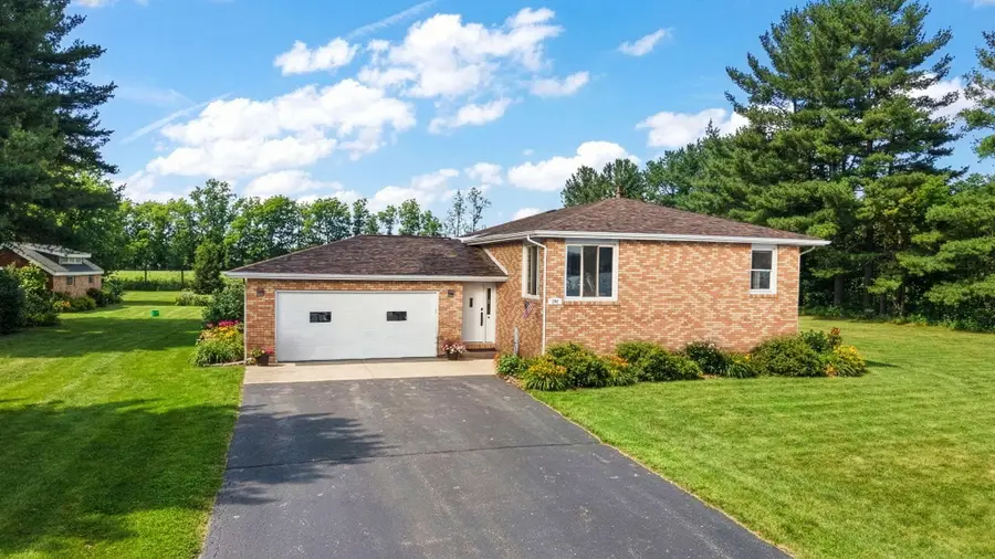 296 S 150 E, Valparaiso, IN 46383 - Image #3