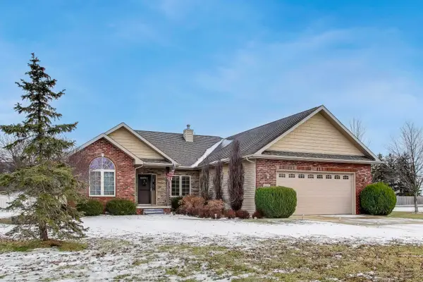 10055 Wisteria Lane, St. John, IN 46373