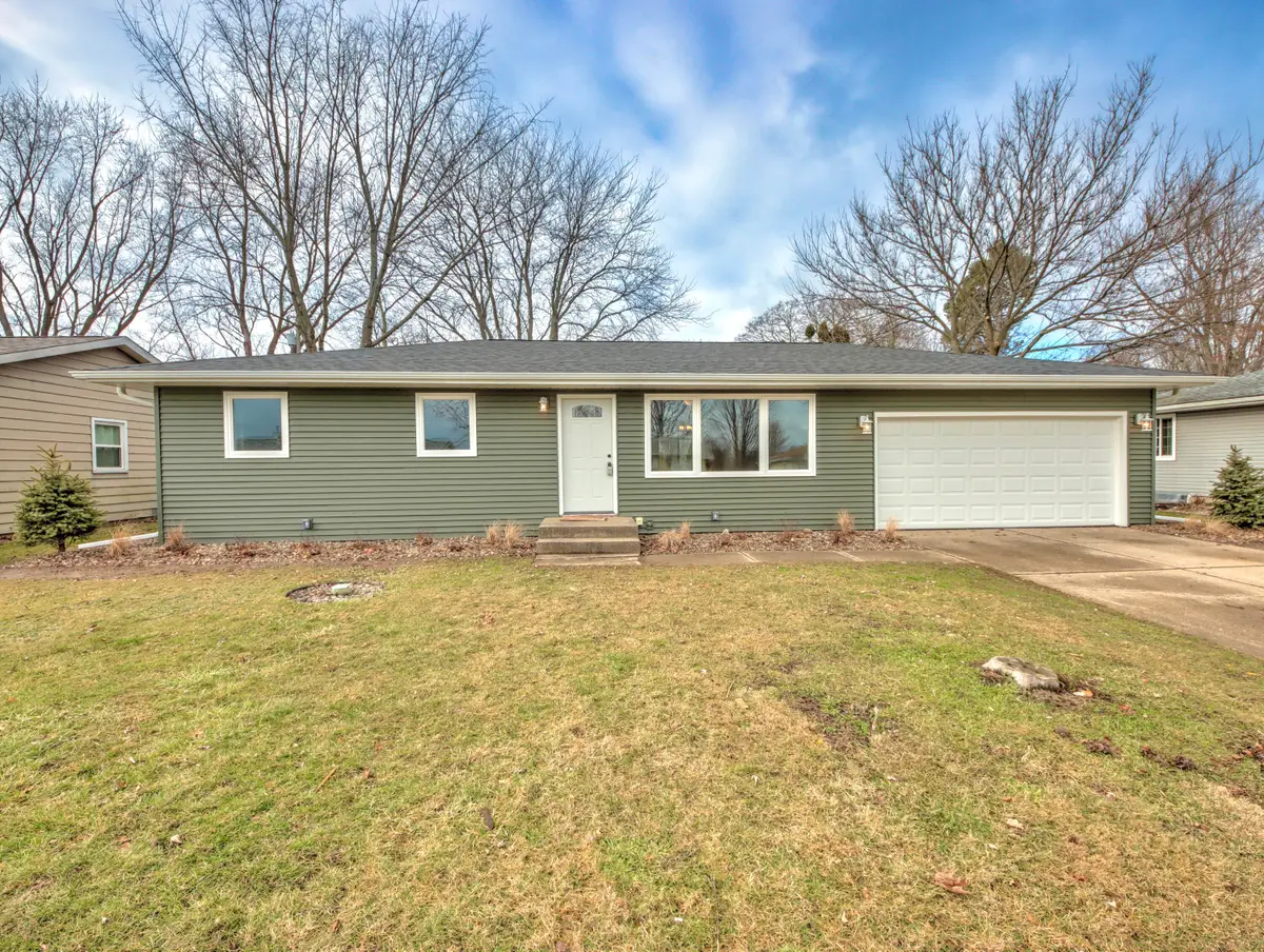 208 Greenwood Drive, La Porte, IN 46350 - Image #1