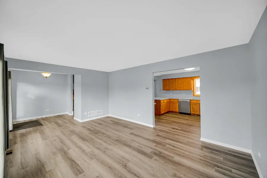 901 Robin Court, Dyer, IN 46311 - Image #3