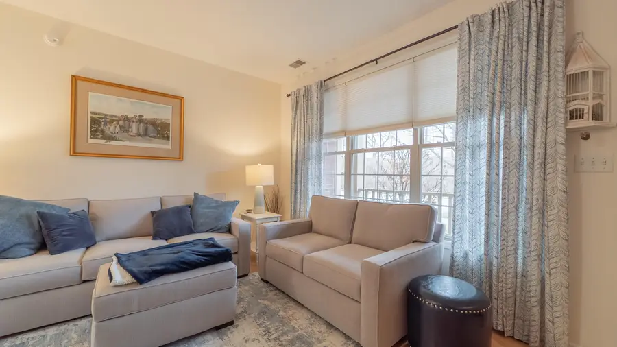 2898 Cambridge Way, Highland, IN 46322 - Image #3