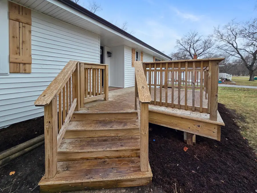 1655 W 63rd Avenue, Merrillville, IN 46410 - Image #2